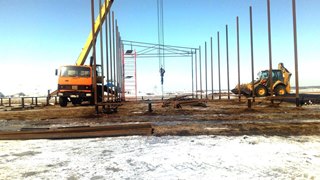 Аренда экскаватора погрузчика с ямобуром в Краснокаменск цена от 1563 руб